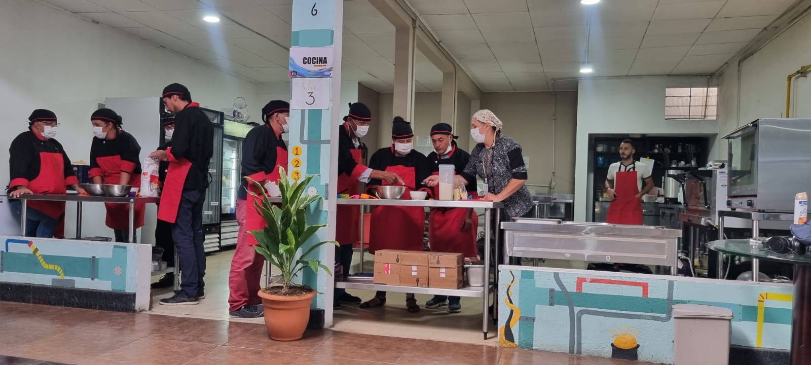 Campaña “Sumando la diferencia” busca equipar Escuela de Cocina de Chepe se Baña en Costa Rica