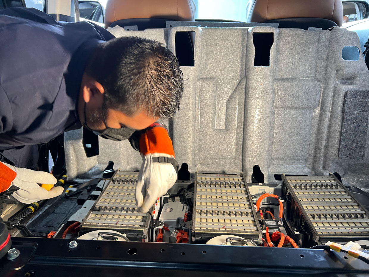 La Casa de las Baterías expande su gama de servicios y se convierte en la primera empresa en brindar una evaluación completa del sistema de alto voltaje de autos híbridos