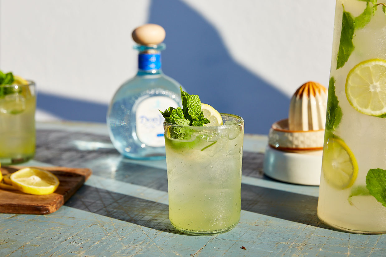 Sea todo un bartender en casa y sorprende a papá en su día con estos cócteles