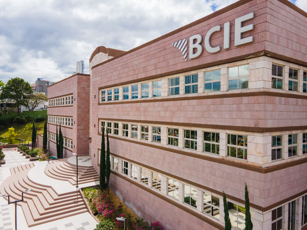 BCIE aprueba US$100 millones para plan agroindustrial y cajas rurales en Honduras