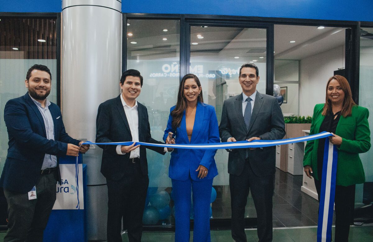 Nueva sucursal de ASESUISA/SURA se inaugura en Santa Tecla, en El Salvador