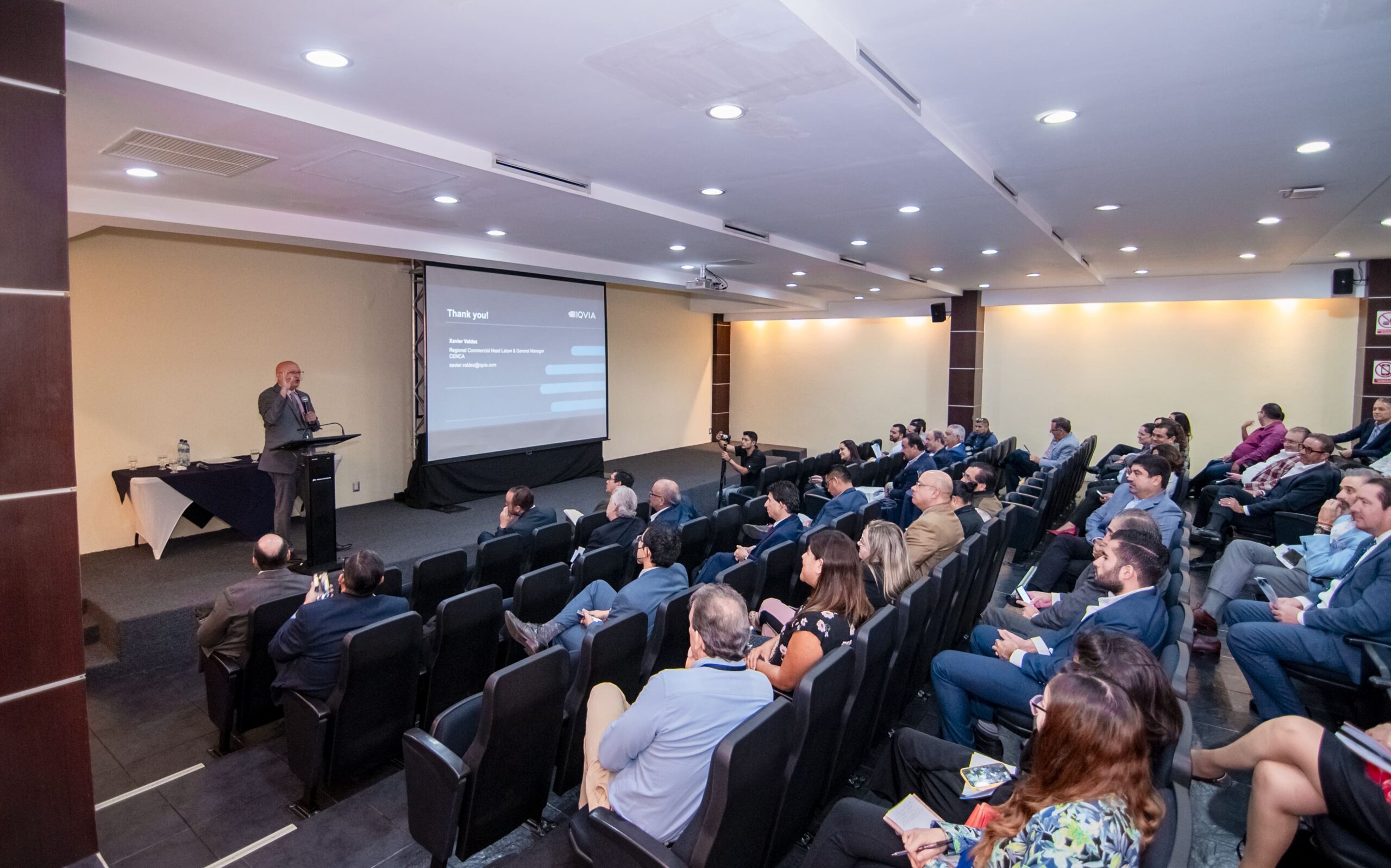 Expertos enfatizan la importancia de la innovación en el ámbito farmacéutico