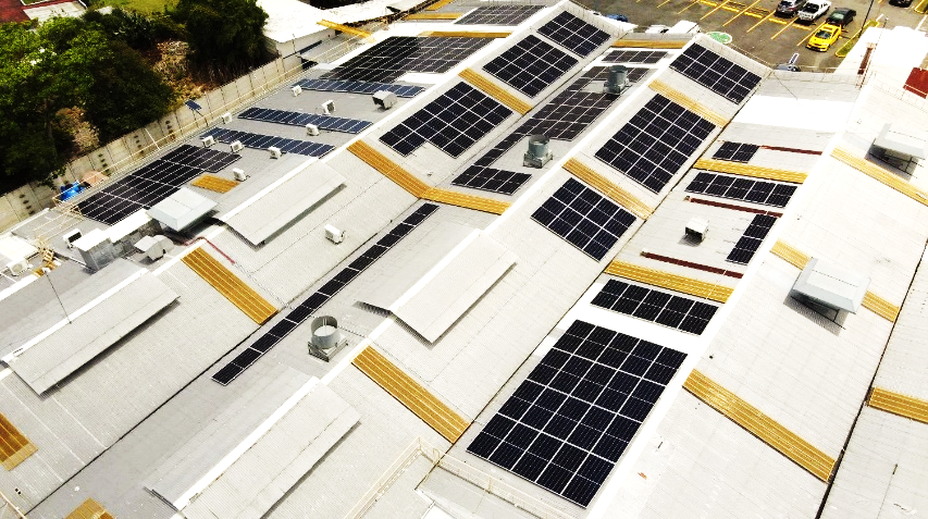 Eaton Costa Rica transforma su planta en un modelo de sostenibilidad con la instalación de paneles fotovoltaicos