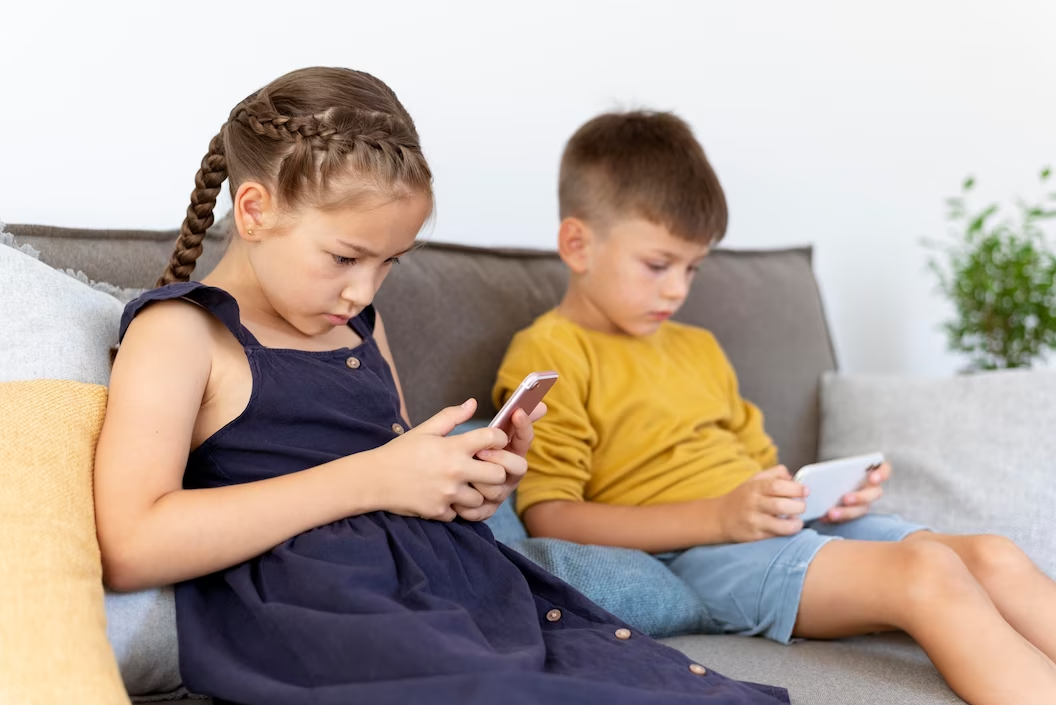 ¿Cuánto tiempo de pantalla es demasiado para sus hijos?
