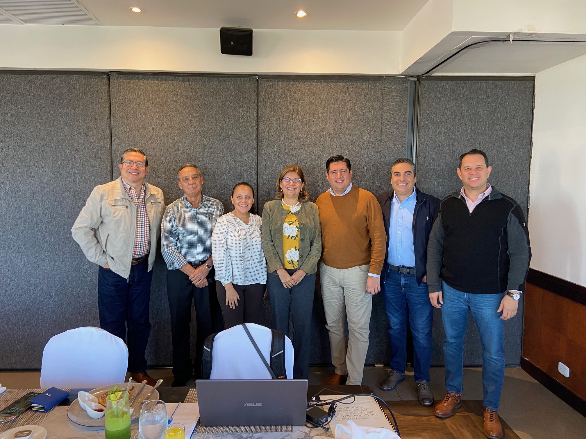 ACORDES, 36 años resaltando el valor de los corredores de seguros como asesores confiables