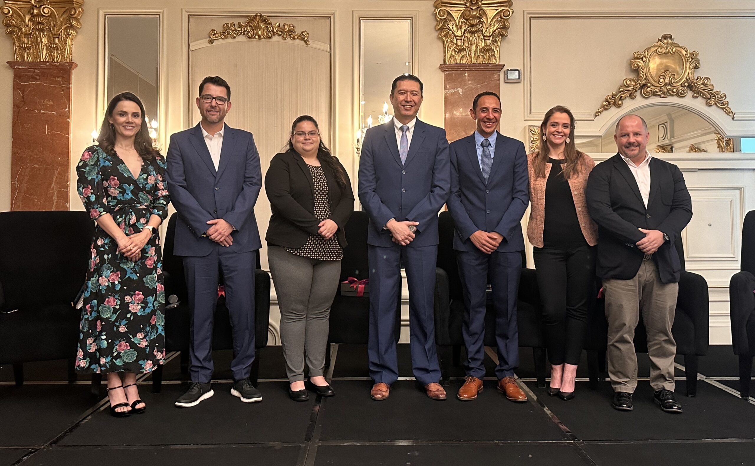 Reconocidas empresas comparten mejores prácticas en salud mental y bienestar en el trabajo de la mano de Avon