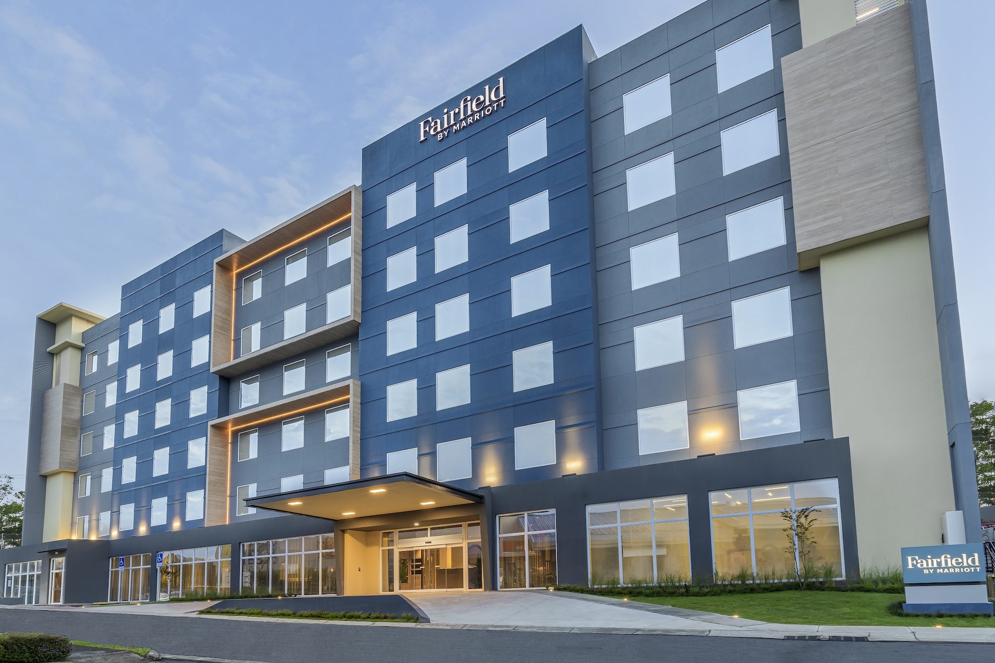 Fairfield by Marriott San Jose Airport Alajuela celebra su primer aniversario