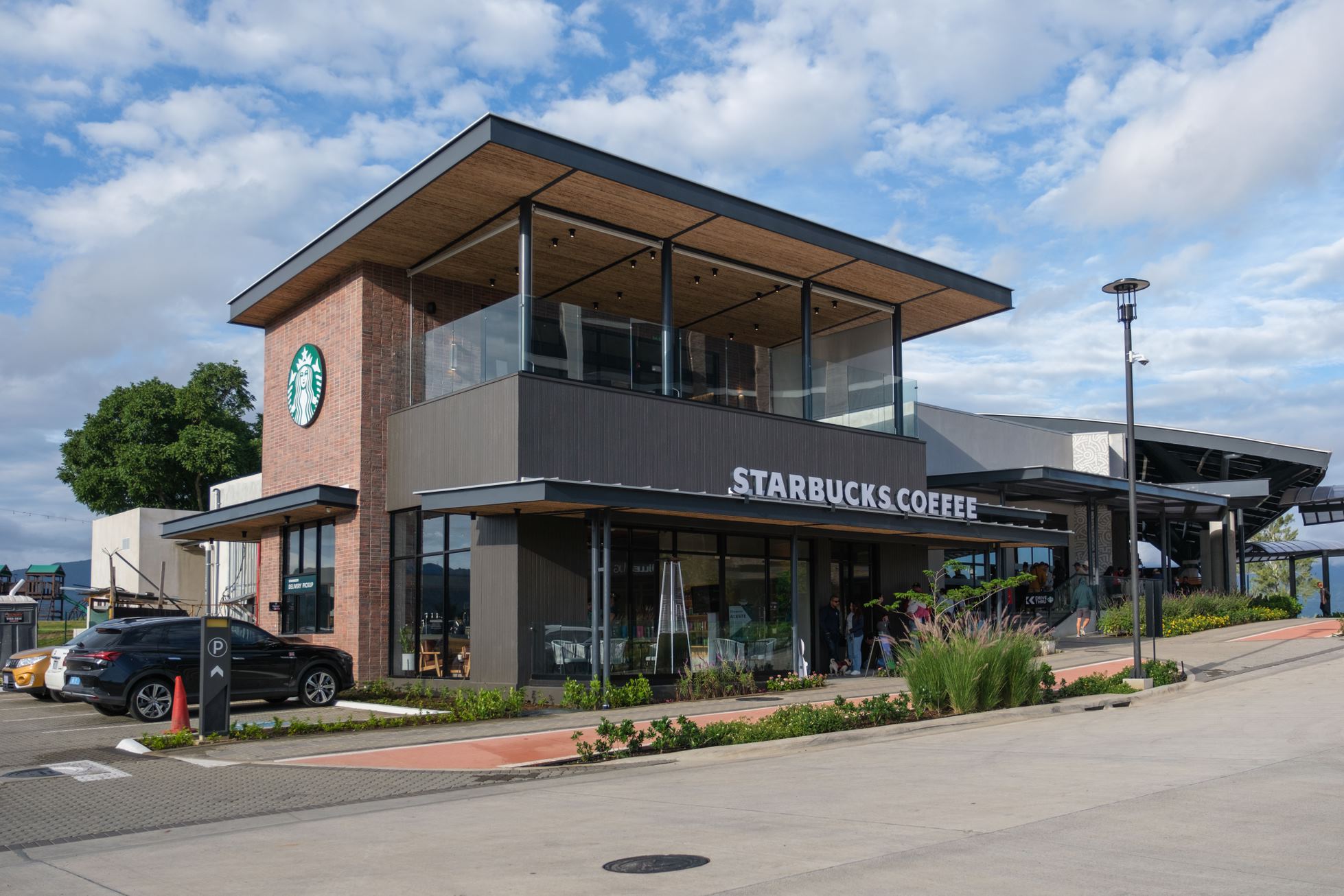 Costa Rica: Aleste da la bienvenida a Starbucks y Moyo