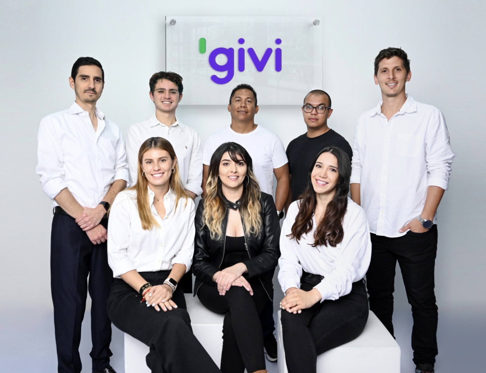 Givi: la app que busca revolucionar el arte de dar regalos en Costa Rica