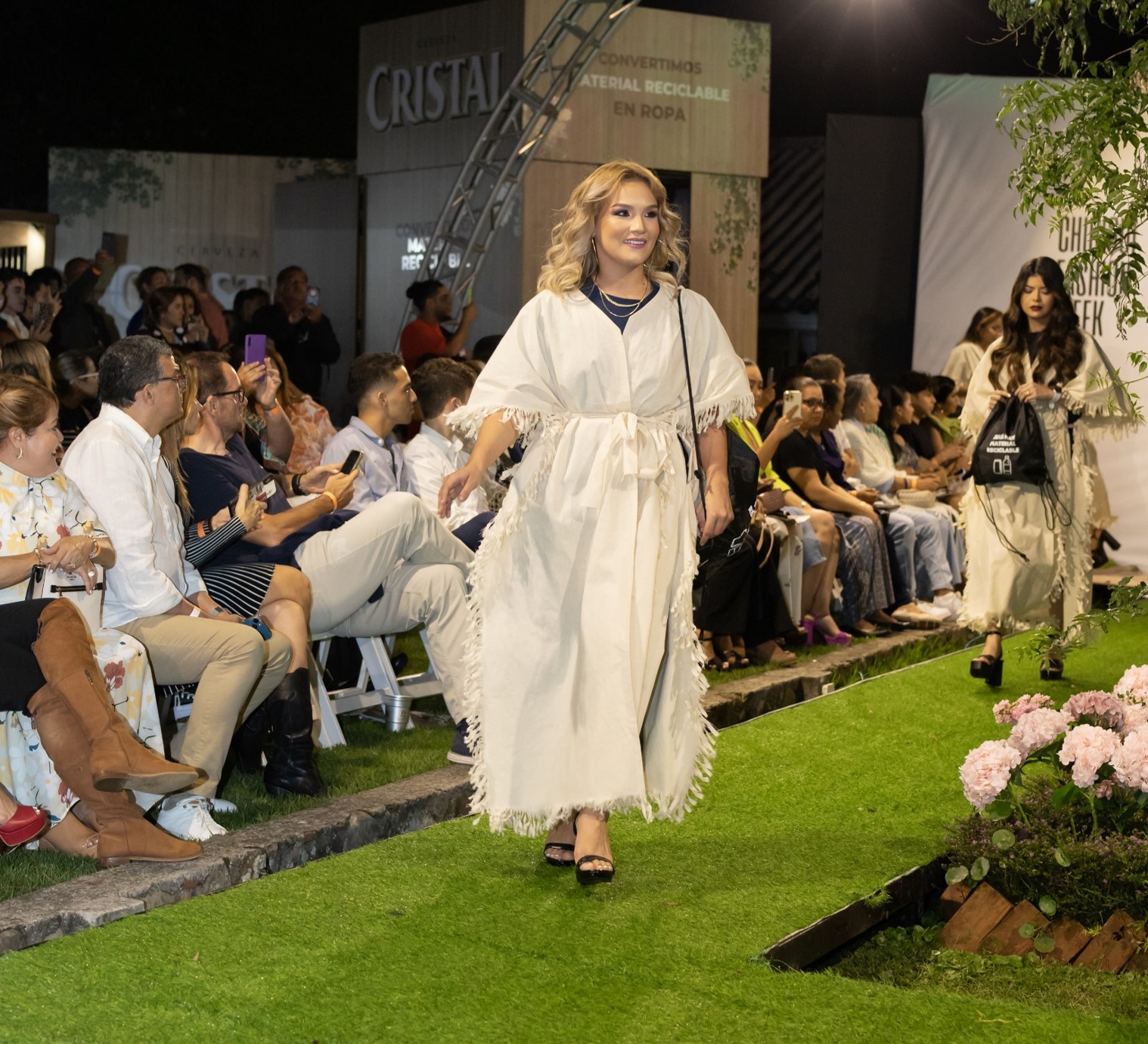 Moda con propósito: Cerveza Cristal presenta la «Colección Barú» para fomentar el reciclaje en Chiriquí