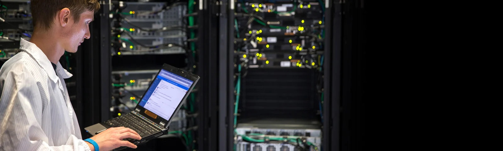 El consumo global de electricidad de los centros de datos destaca la necesidad de adoptar tecnologías más eficientes y sostenibles