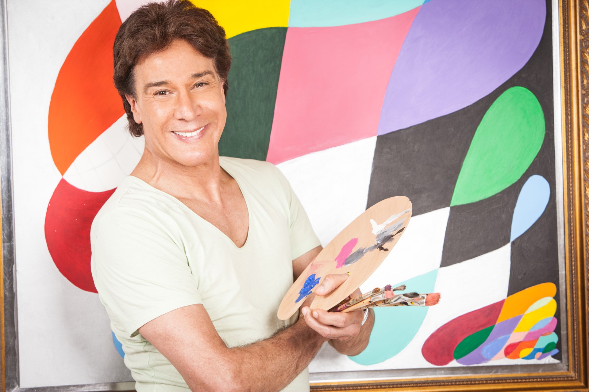 Fernando Allende:  Sus pinturas llegan a la luna