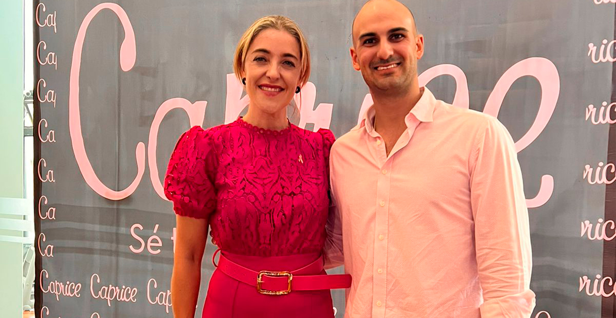 Famosas se miden el busto públicamente para apoyar la lucha contra cáncer de seno