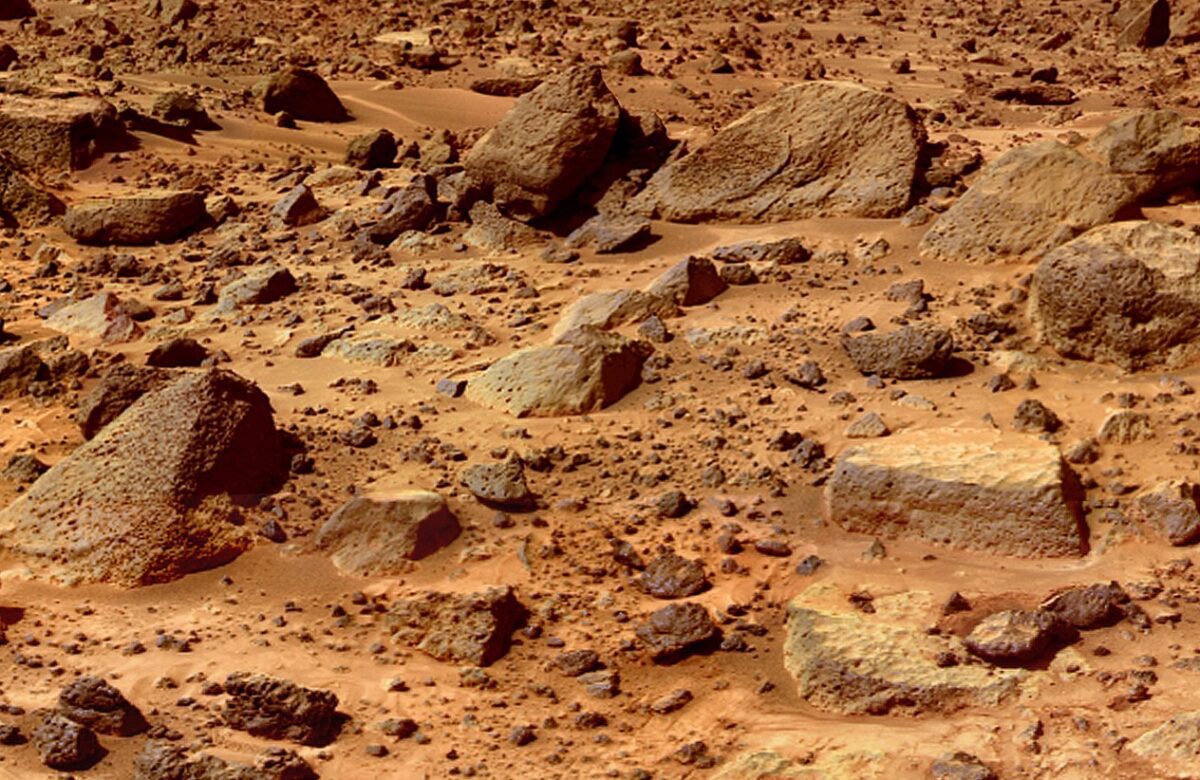 La NASA identifica posibles sitios con hielo accesible para futuras misiones a Marte