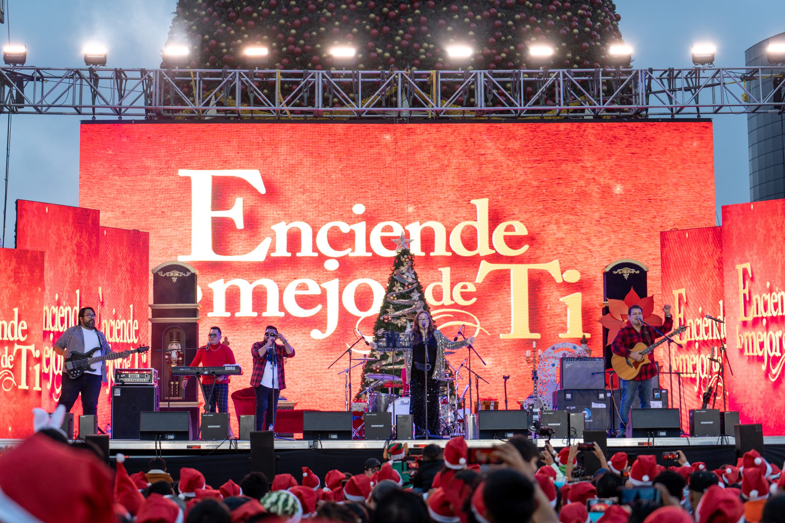 El Festival Árbol Gallo encendió las fiestas de fin de año junto a los guatemaltecos