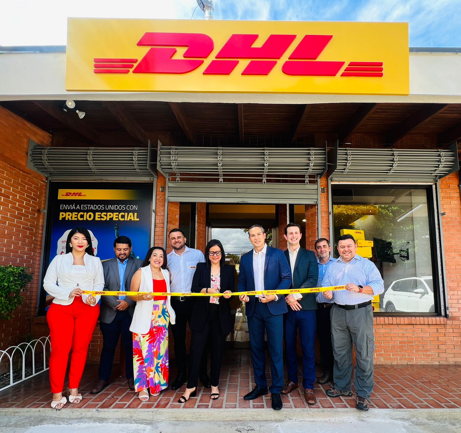DHL Express Costa Rica se expande con la apertura de dos nuevas tiendas de servicio fuera del Gran Área Metropolitana