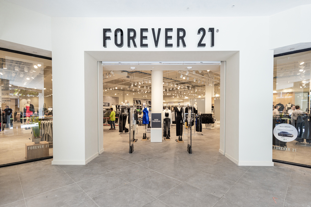 ¡Es oficial! Forever 21 abre en Avenida Escazú su primera flagship store en la región