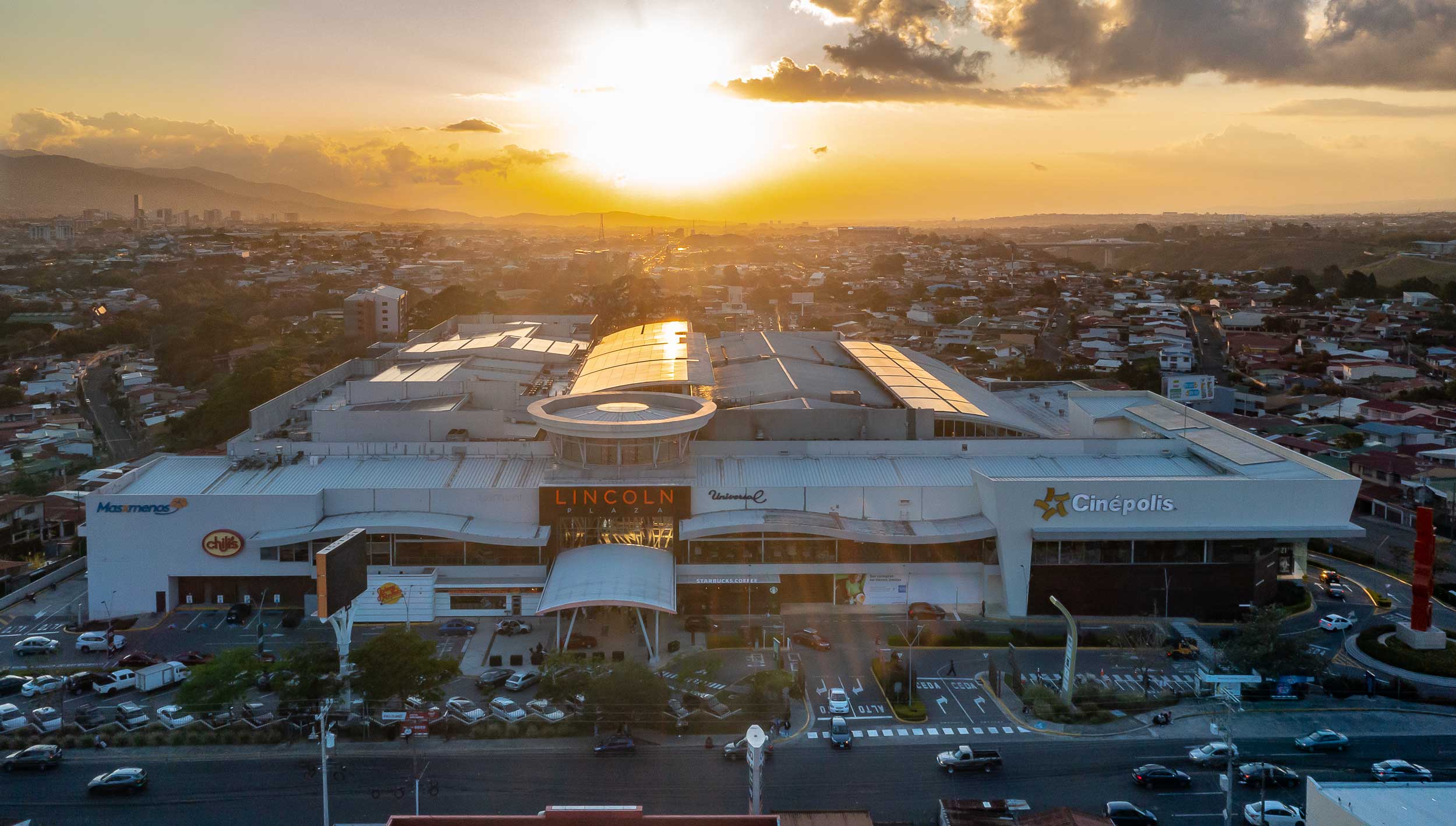 Lincoln Plaza cerrará el 2023 con más de 13 nuevos inquilinos generando 1300 empleos en todo el centro comercial