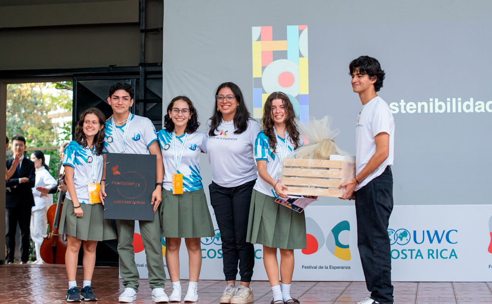 Estudiantes de Bachillerato Internacional de Colegios Públicos y Privados presentaron innovadores proyectos para cuidar el medio ambiente