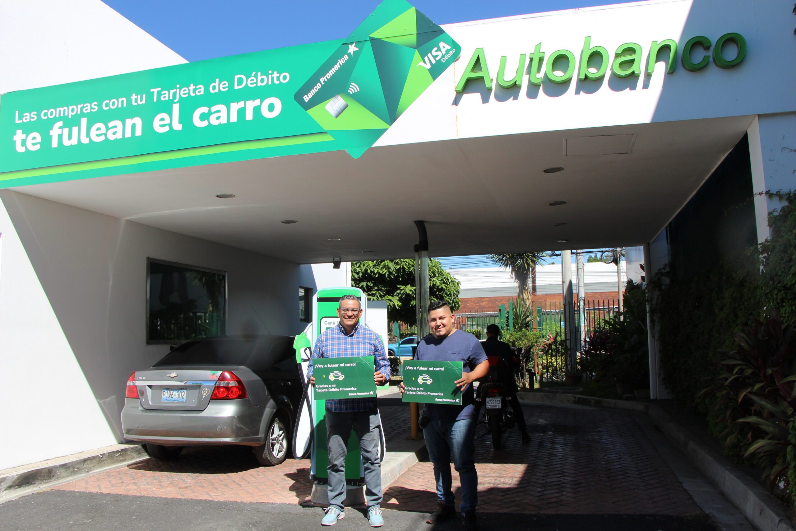 Banco Promerica El Salvador premió a 100 ganadores con vales de gasolina