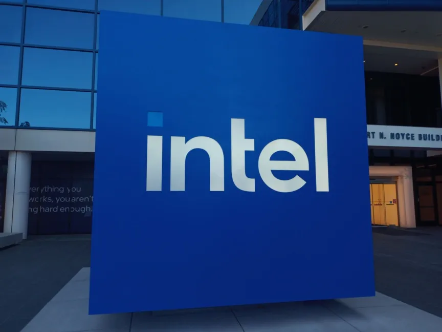 Intel crea una empresa de software de inteligencia artificial con el respaldo de DigitalBridge