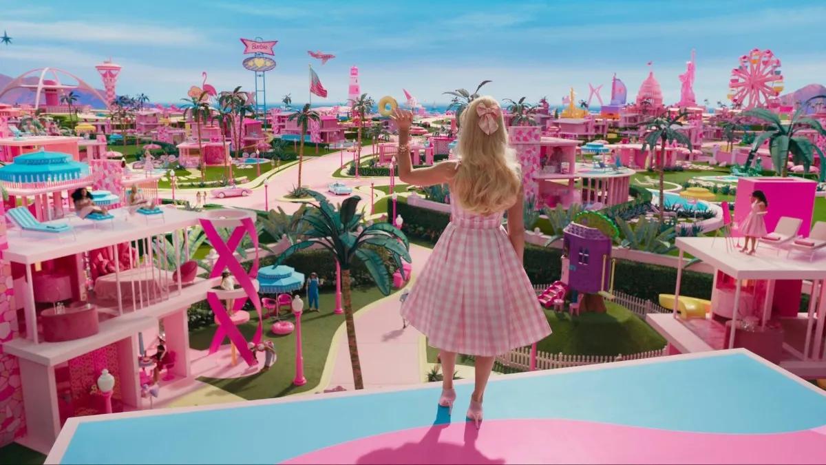 Barbie lleva su fiesta rosa a los Globos de Oro del domingo