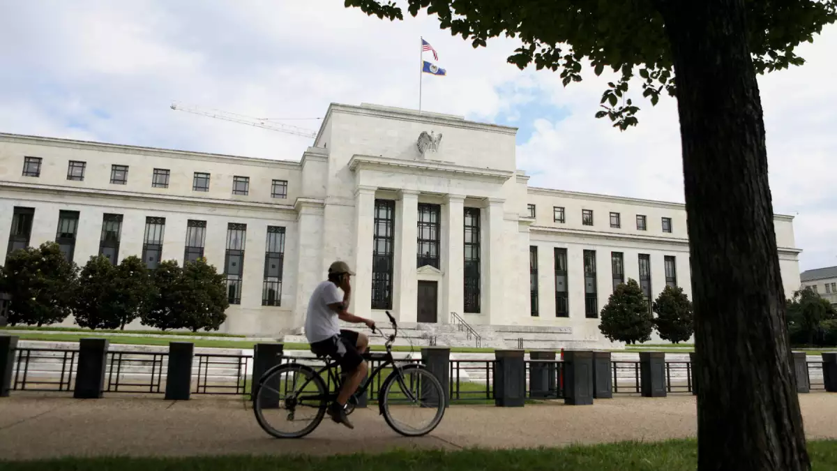 A la Fed le preocupa bajar las tasas demasiado pronto