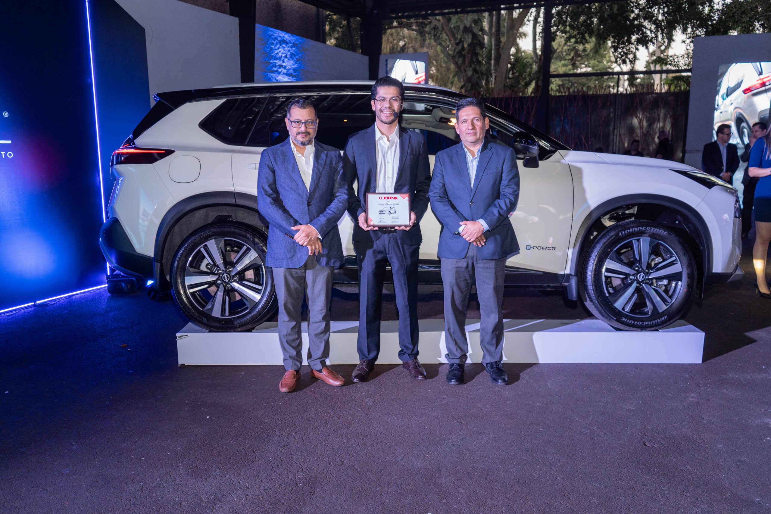 Excel revoluciona la movilidad en Guatemala con el lanzamiento la nueva X-TRAIL e-POWER de Nissan
