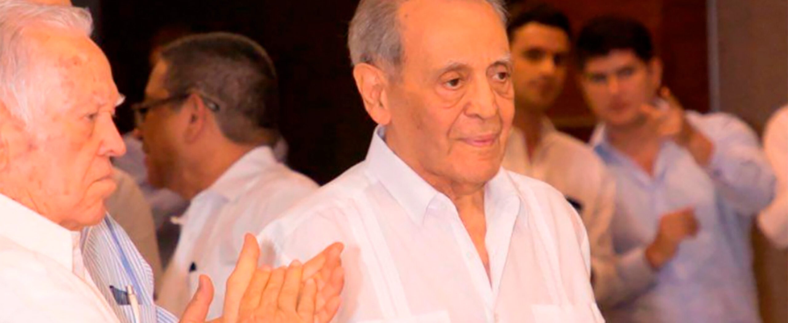 Celebrando la vida de don Napoleón Juan Larach Jamis. Por Roberto J. Argüello Chairman Vida y Éxito