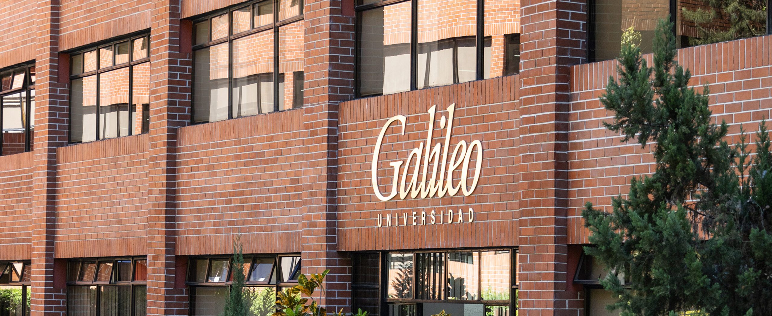 Universidad Galileo, Excelencia académica e investigación innovadora en eventos internacionales