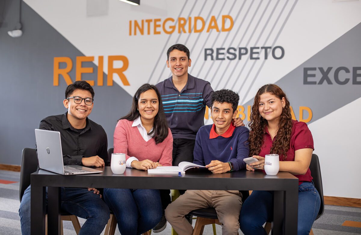 Fundación Juan Bautista Gutiérrez, brazo social de CMI, abre nueva convocatoria de becas universitarias