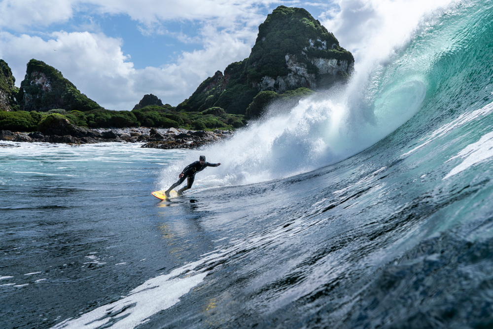Innovación y tecnología, así es el traje de surf más amigable con el medio ambiente