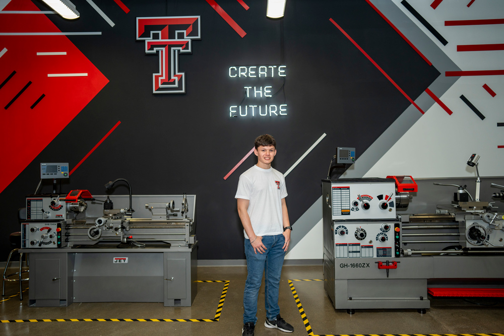Estudiante de Coto Brus obtuvo prestigiosa beca completa de ingeniería eléctrica en Texas Tech University-Costa Rica
