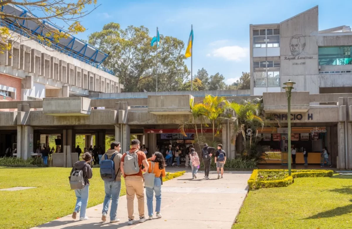 Universidad Rafael Landívar, Forjando el futuro
