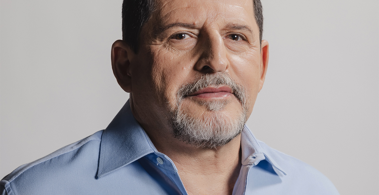 Johan Vargas Mejías presenta su historia de vida con el libro  “Cómo sí se pudo”