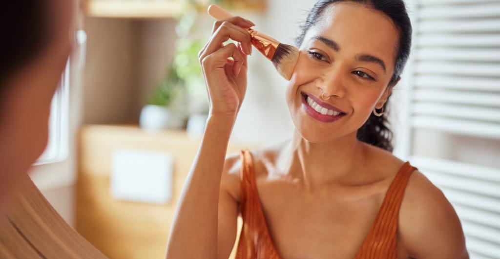 Cinco consejos para cuidar los cosméticos que usa y que su piel se mantenga sana