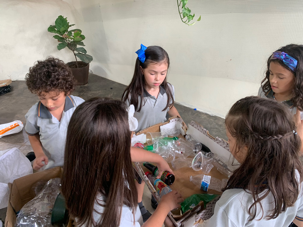 AmbientaDOS celebra 15 años de liderazgo ambiental en Costa Rica