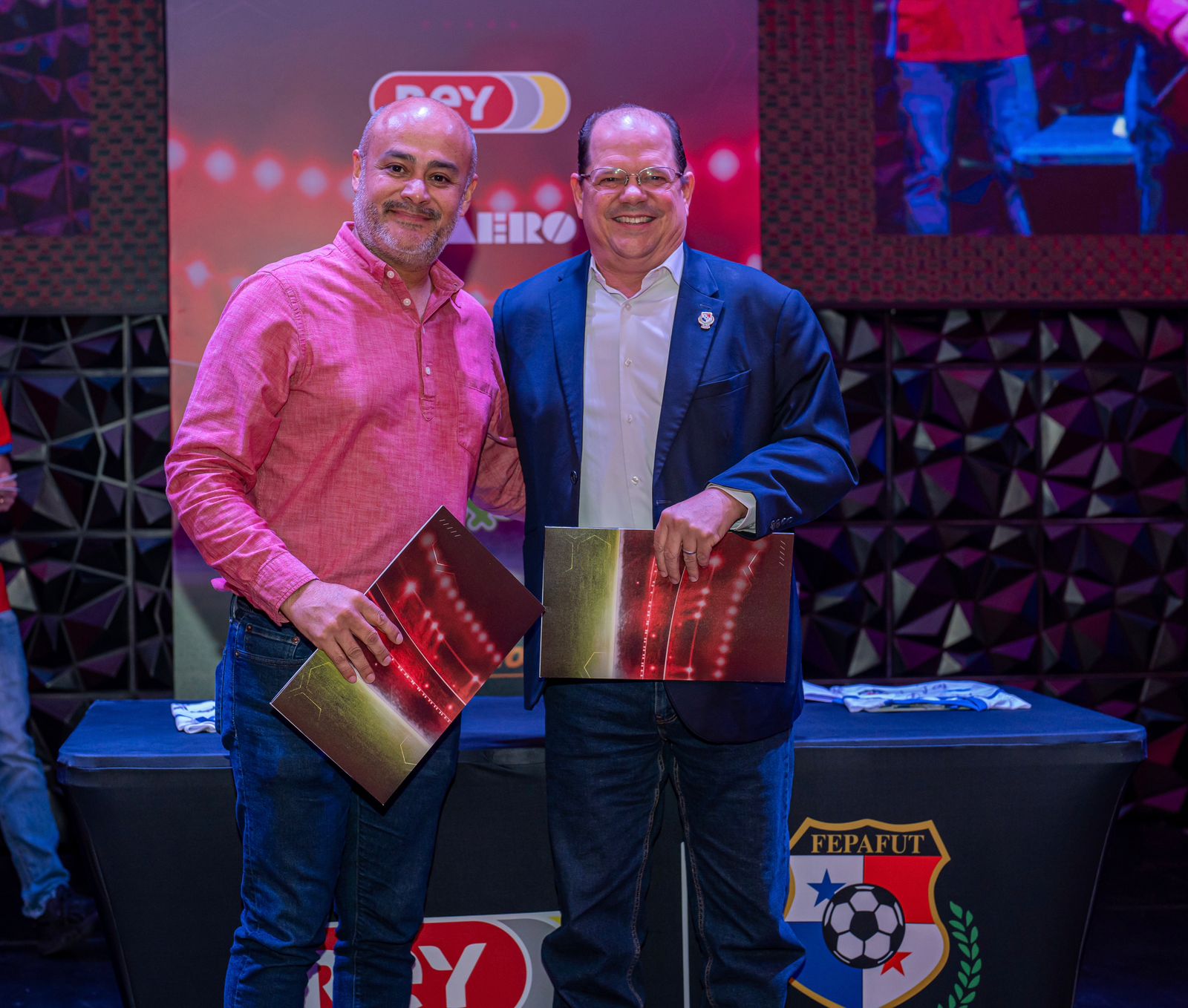 Grupo Rey renueva su compromiso con el fútbol panameño por sexto año consecutivo