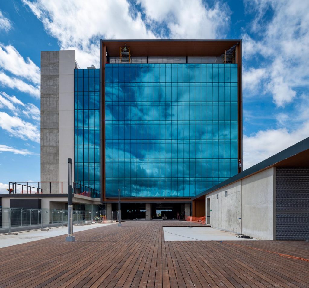 Torre Universal abre sus puertas a la literatura para conmemorar el Día del Libro