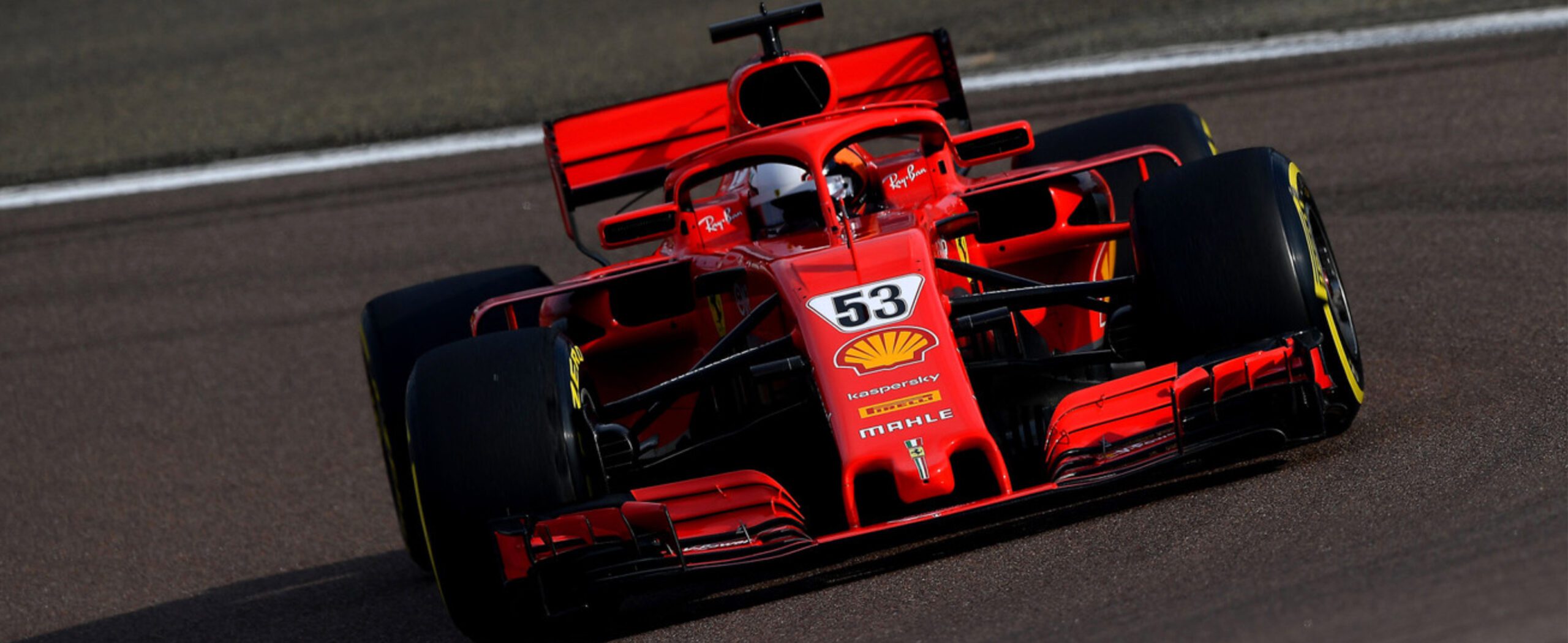 Marca del Mes: Ferrari, velocidad, potencia y lujo