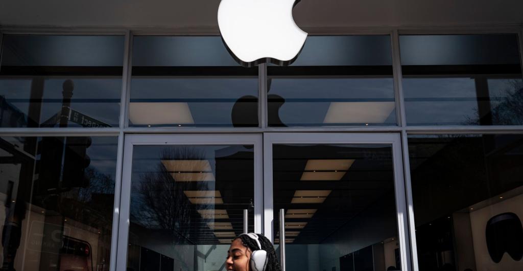 Apple está vendiendo menos iPhones: ¿qué productos están manteniendo a la marca?