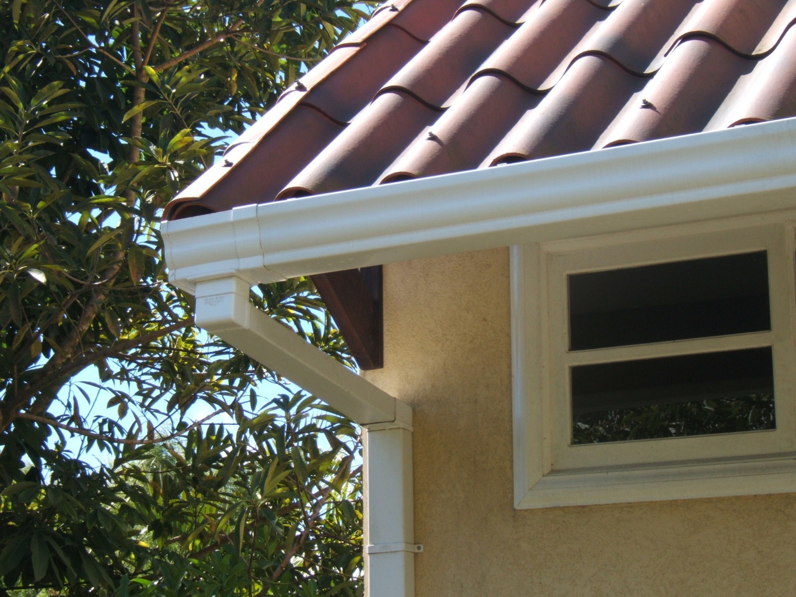 5 acciones para proteger su hogar ante la temporada de lluvia