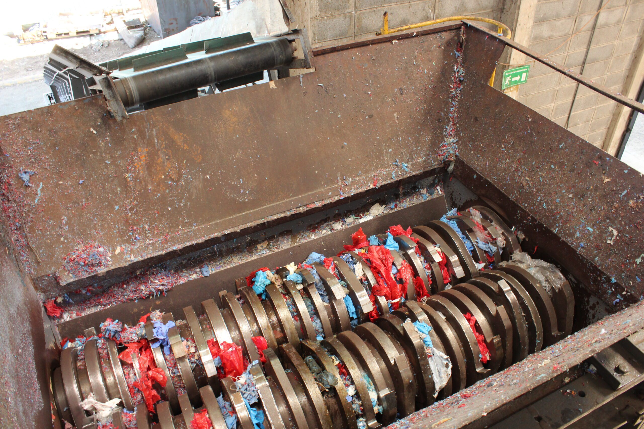 Costa Rica produce y gestiona efectivamente cerca de tres piscinas olímpicas  de residuos bioinfecciosos cada mes