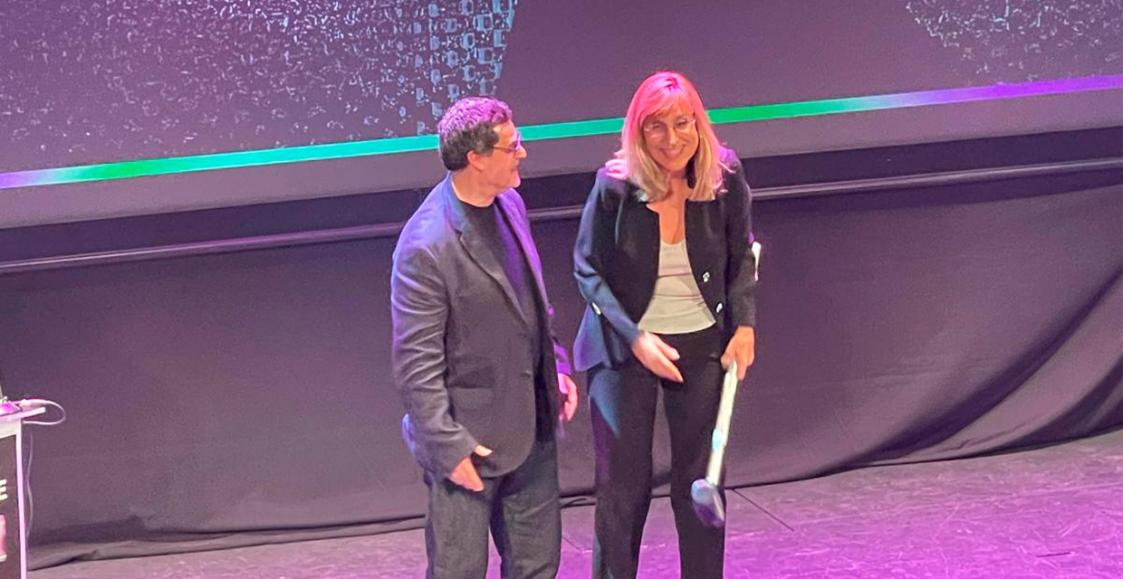 Núria Vilanova, fundadora de ATREVIA, reconocida por su trayectoria en los Premis Impacte
