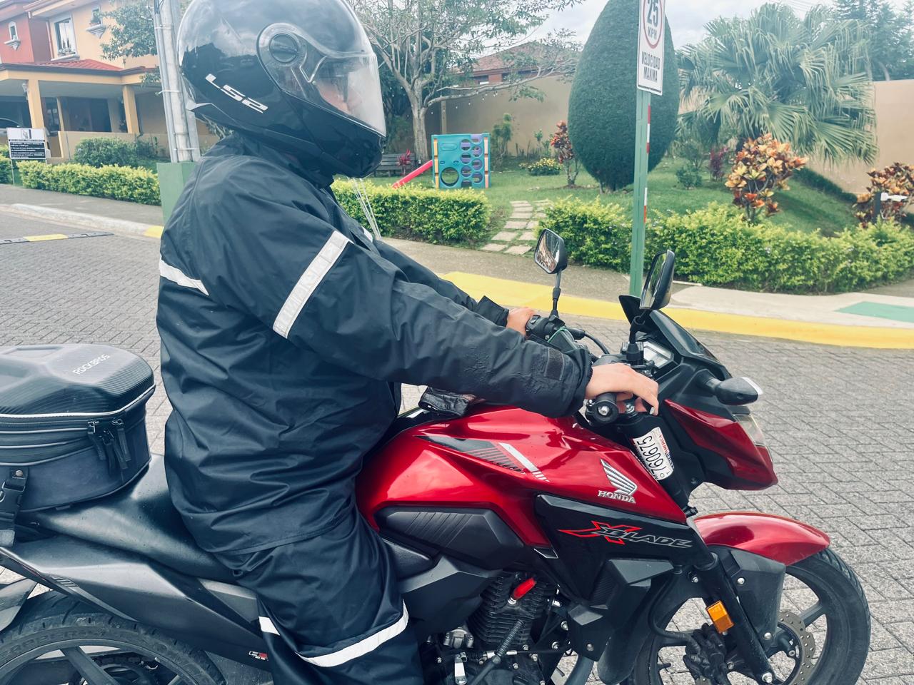 Motociclistas corren más riesgo de accidente con las carreteras mojadas