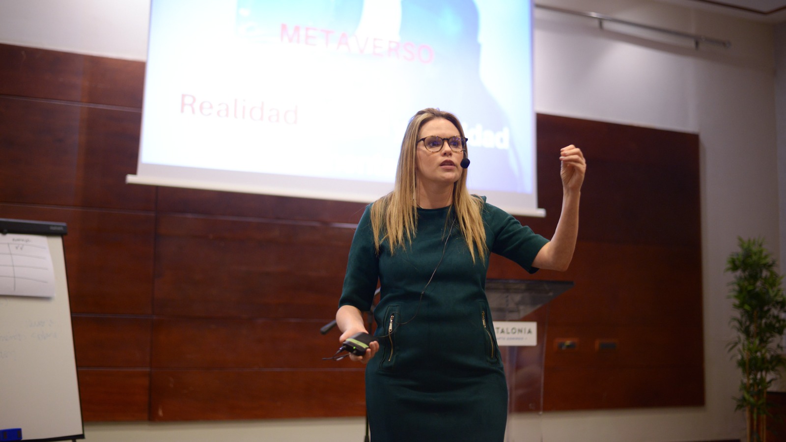 «Habilidades de alto impacto y actualización definen el éxito para quienes trabajan en el sector ejecutivo», Irene Kopper, TTU-CR