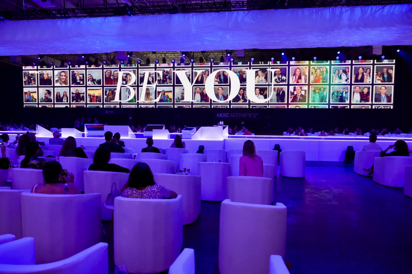 Merz Aesthetics lanza la técnica V-lift para tratar el envejecimiento facial sin cirugía