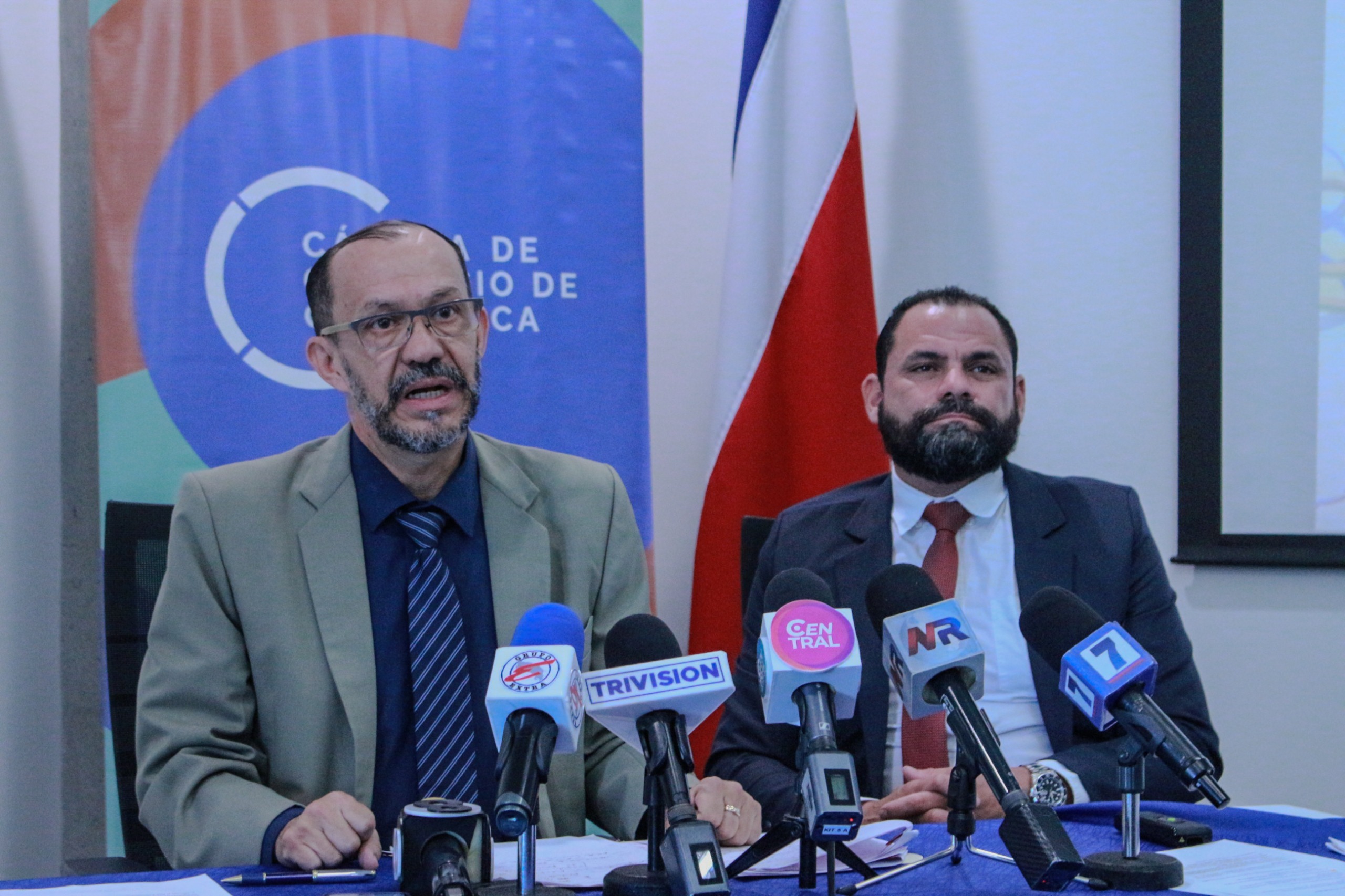 Cámara de Comercio de Costa Rica lanza la campaña «Yo me Apunto», para prevenir el vapeo en menores de edad