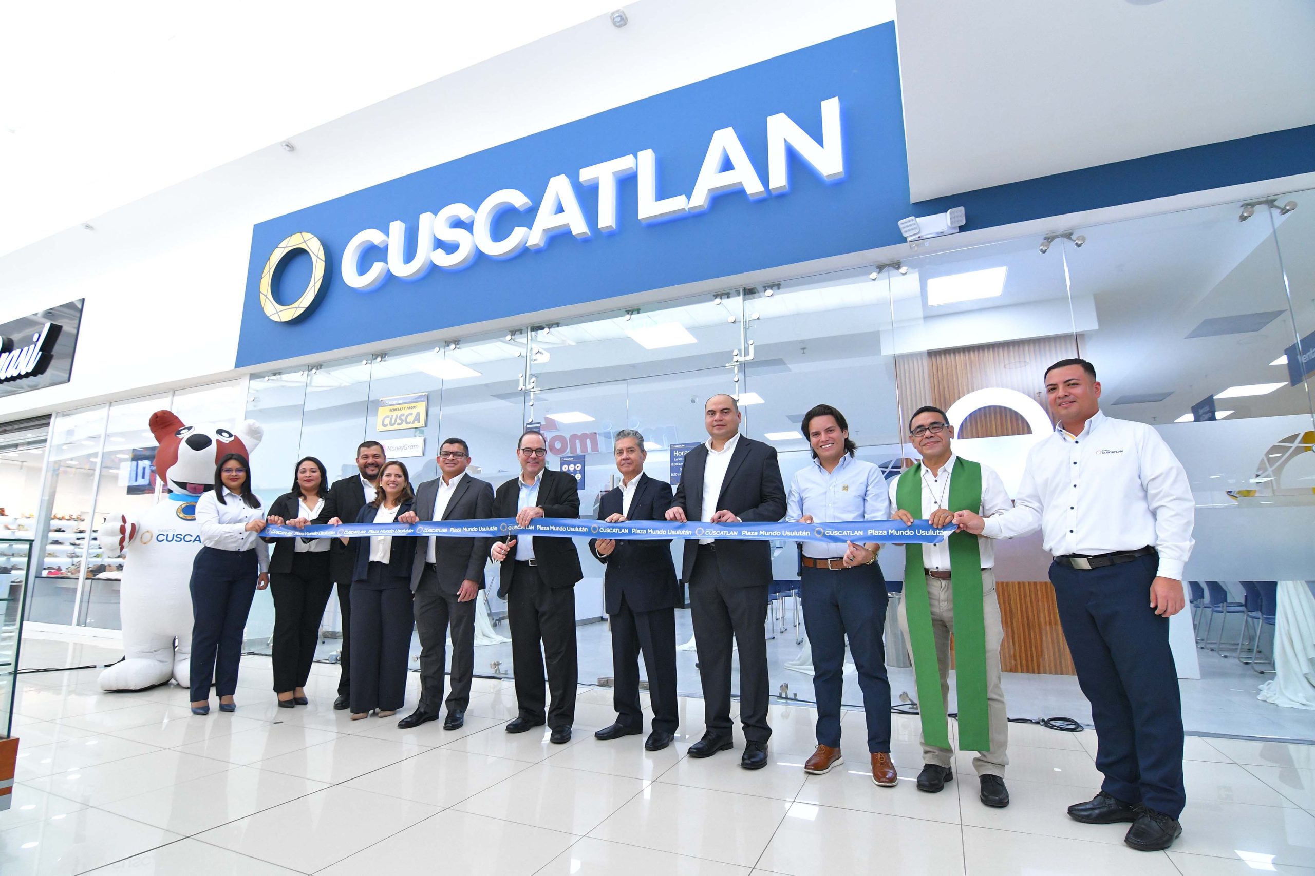 Banco CUSCATLAN inaugura nueva agencia en Plaza Mundo Usulután
