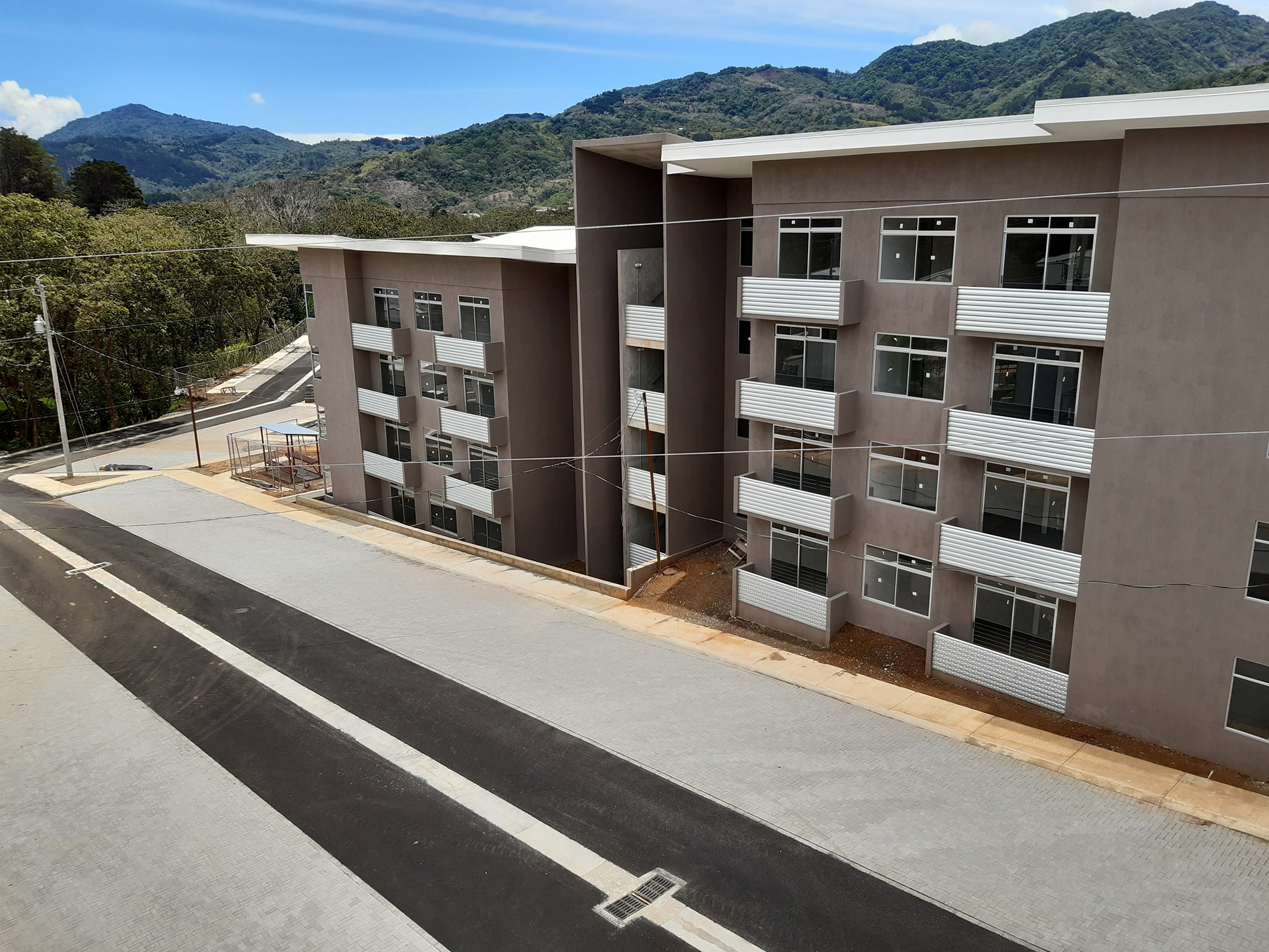 38 años de dar bienestar y  oportunidades a las familias costarricenses